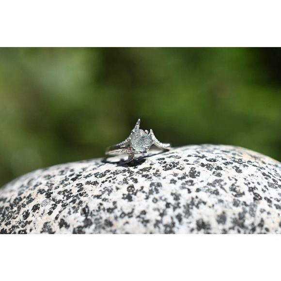 Natural Sapphire Ring, Raw Sapphire Ring, Engagement Ring, Rough Sapphir… - Picture 1 of 4